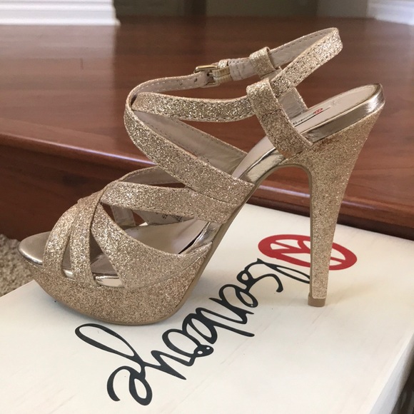 Platform Heels - Picture 2 of 3